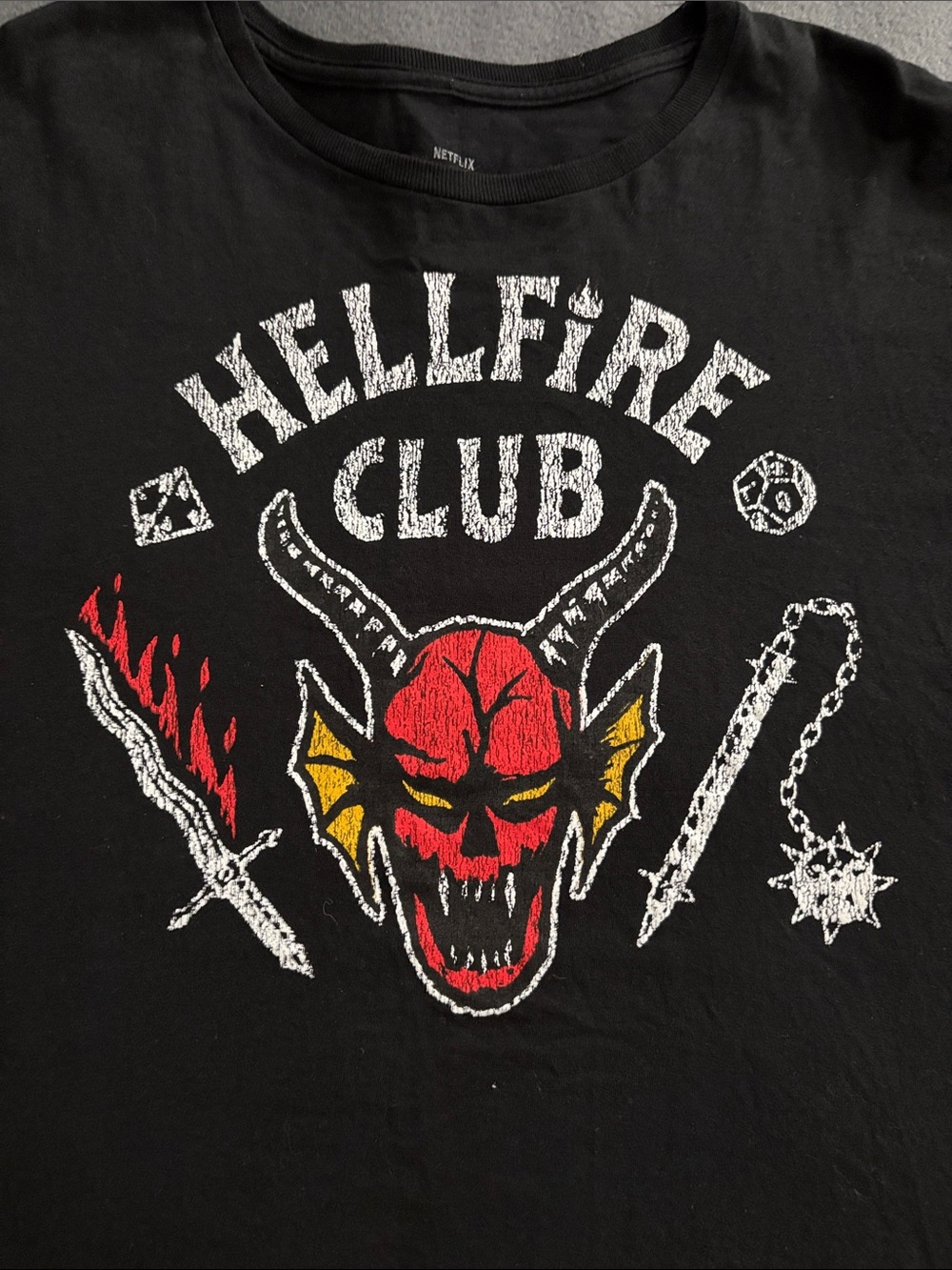 Stranger Things Hellfire Club Graphic Tee 2XL Black Netflix Eddie Munson - Picture 3 of 7